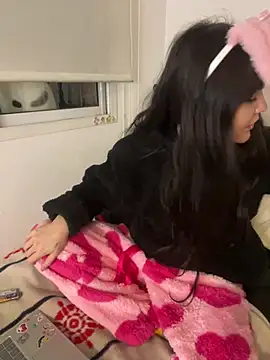 miapink33 online show from 26, 6, 2026
