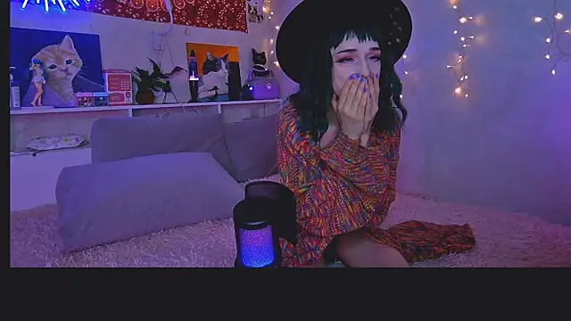 Snapshot of whoalexxa chatting on 6, 11, 2025 whoalexxa online show from 6, 11, 2025