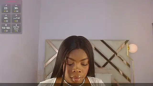 Maiacharris  online show from 19, 6, 2026
