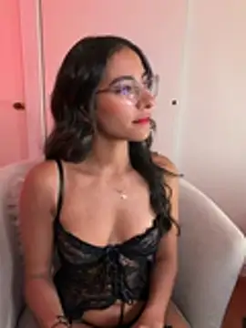 Snapshot of elegant__rouse chatting on 15, 6, 2026 elegant rouse online show from 15, 6, 2026