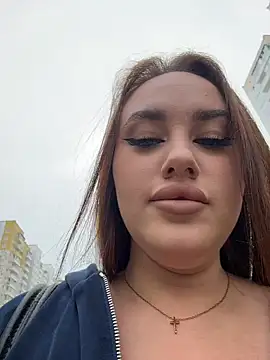 KiraSunshine online show from 11, 6, 2026