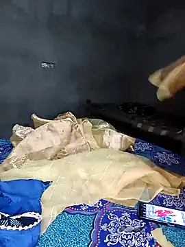 Hot cauple indian online show from 8, 5, 2026