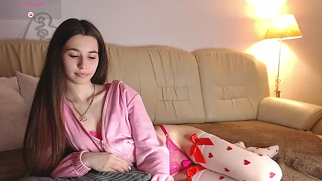Bella Rosee4u online show from 16, 6, 2026