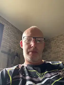 Cedric7653 online show from 31, 5, 2026