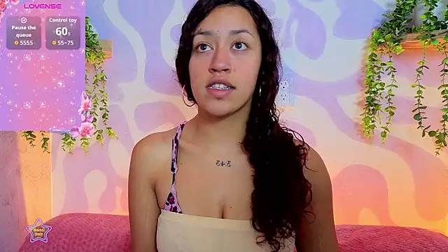 mia scarlett7 online show from 19, 6, 2026