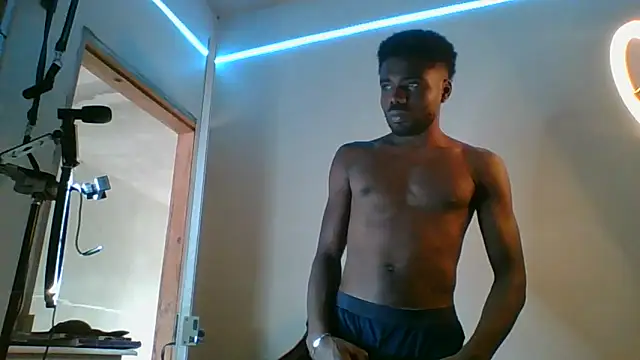 Snapshot of Suamyst_25 chatting on 27, 5, 2026 Suamyst 25 online show from 27, 5, 2026