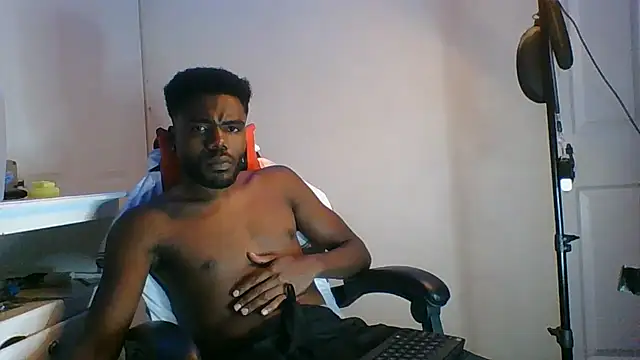 Snapshot of Suamyst_25 chatting on 6, 6, 2026 Suamyst 25 online show from 6, 6, 2026