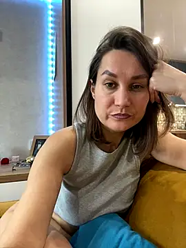 AliceLili online show from 1, 11, 2025