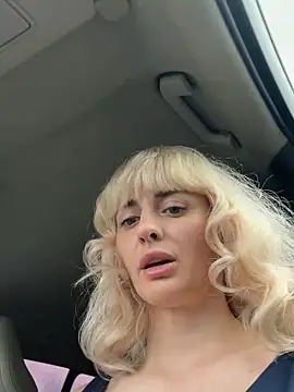 blondegirlx online show from 9, 6, 2026