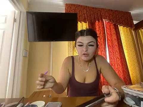 rosie-hipstergal online show from 15, 6, 2026