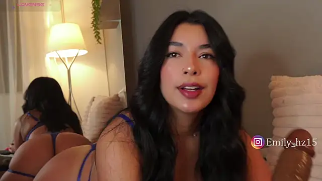 Missemily 11 online show from 25, 6, 2026