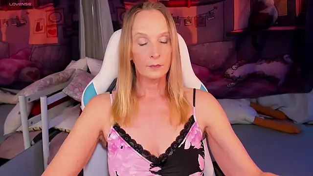 ScarlettPalmer online show from 21, 6, 2026