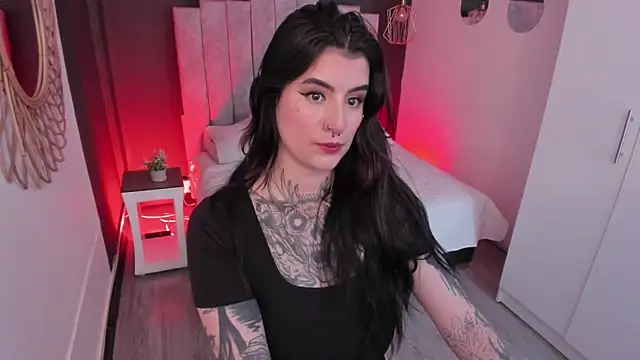mia jagger online show from 25, 5, 2026