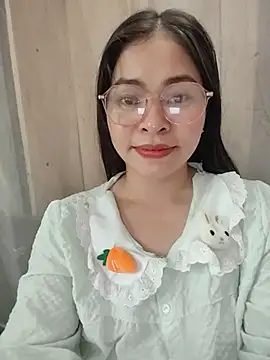 Bamboo-niee123 online show from 11, 6, 2026