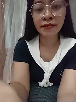Bamboo-niee123 online show from 14, 6, 2026