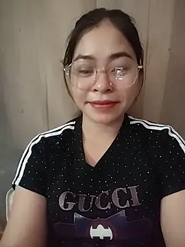 Bamboo-niee123 online show from 17, 6, 2026