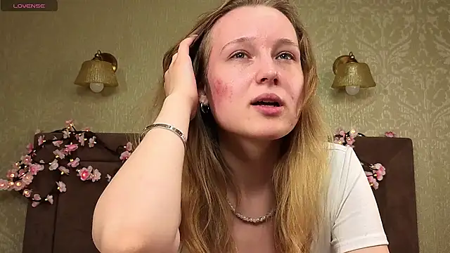 VanessaLightDiamond online show from 25, 5, 2026