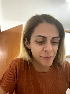 sabrinaneves online show from 4, 12, 2025