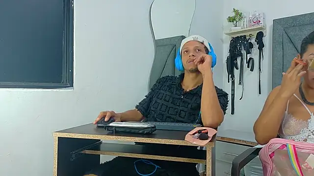 DamianandEva online show from 2, 6, 2026