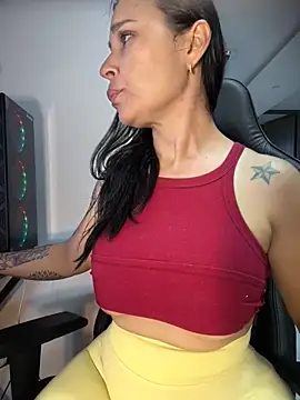 Natural BIGASS Nina online show from 9, 6, 2026