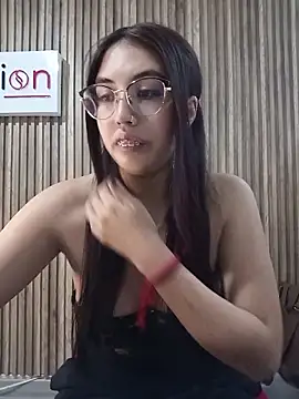 Valk submissive online show from 9, 5, 2026