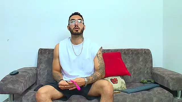 thebadboys05 online show from 21, 6, 2026