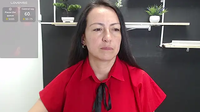 Lauryn Jones online show from 5, 6, 2026