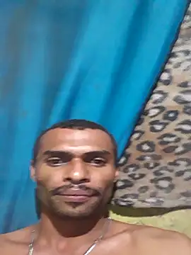Snapshot of m-a-g-n-a-t-a chatting on 13, 5, 2026 m-a-g-n-a-t-a online show from 13, 5, 2026
