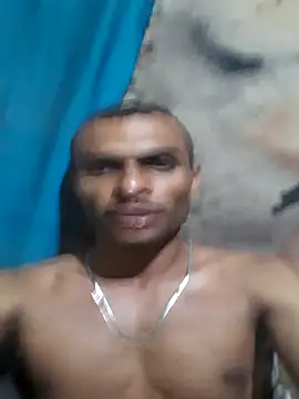 Snapshot of m-a-g-n-a-t-a chatting on 19, 5, 2026 m-a-g-n-a-t-a online show from 19, 5, 2026