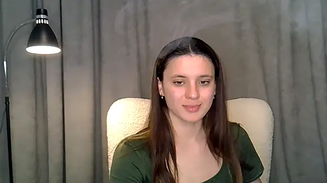 KiraHoney online show from 12, 6, 2026