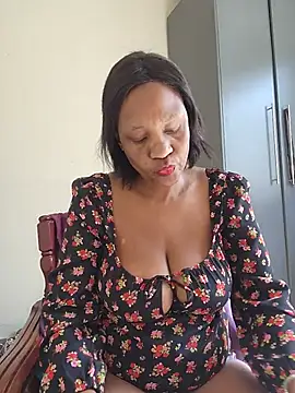 Mommy Sienna online show from 12, 6, 2026