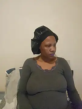 Mommy Sienna online show from 13, 6, 2026
