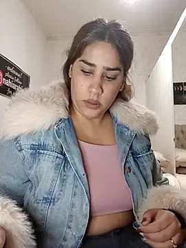 nahiarabiel33 online show from 28, 5, 2026
