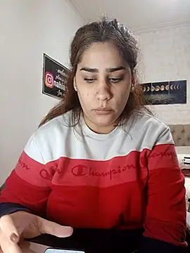 nahiarabiel33 online show from 8, 6, 2026