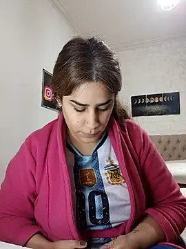 nahiarabiel33 online show from 17, 6, 2026