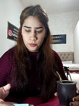 nahiarabiel33 online show from 23, 6, 2026