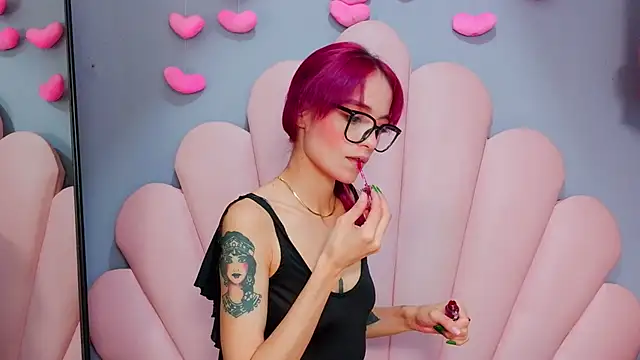 luci miller online show from 27, 6, 2026