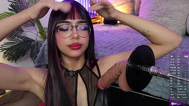  ViolletteNoir  online show from 11, 6, 2026