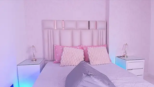 alanarose18 online show from 6, 6, 2026