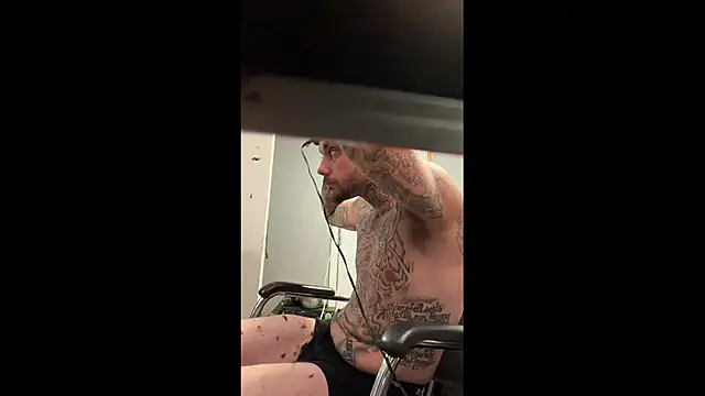 trickydickydaddy online show from 18, 6, 2026
