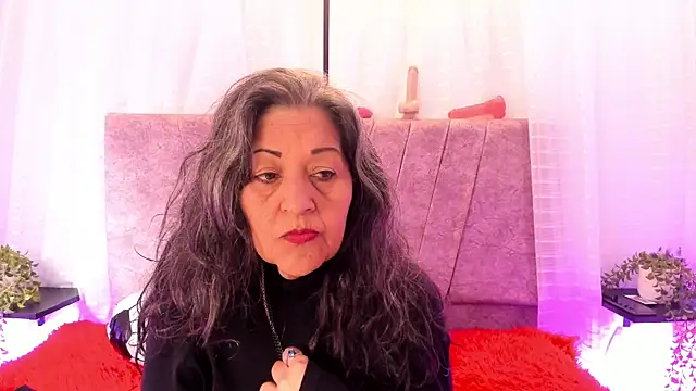 Victoriaa Anderson online show from 17, 6, 2026