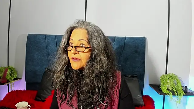 Victoriaa Anderson online show from 19, 6, 2026