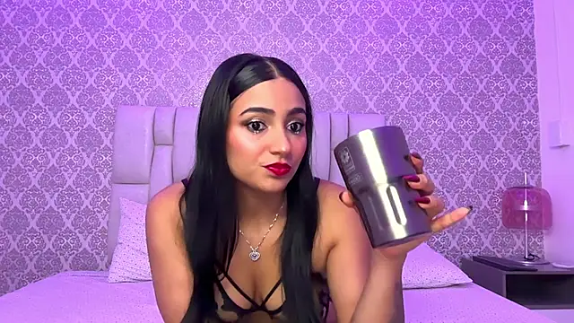 Ashlyrouxx online show from 5, 6, 2026