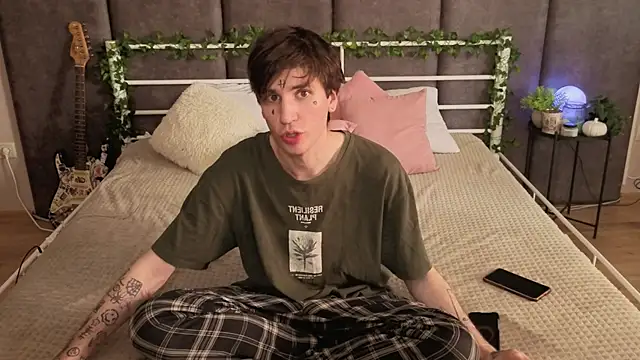 Danny loves Mary online show from 25, 6, 2026