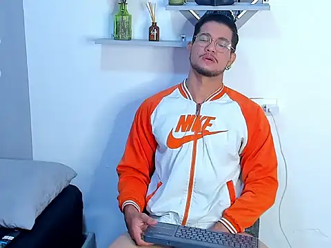 Nolan joness online show from 23, 5, 2026