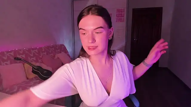 luna lust 212 online show from 11, 6, 2026