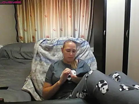 JenniDeep online show from 18, 6, 2026