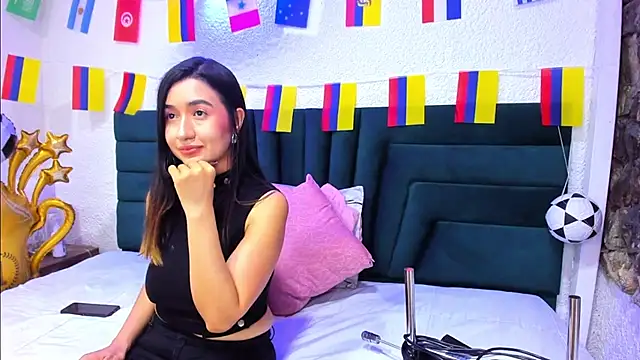 Snapshot of VictoriaRouge_ chatting on 22, 6, 2026 VictoriaRouge online show from 22, 6, 2026