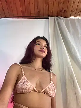 catalinaruiz  online show from 22, 6, 2026