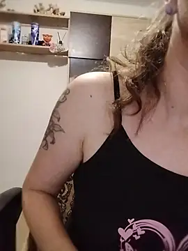 CrazyMaya39 online show from 9, 6, 2026